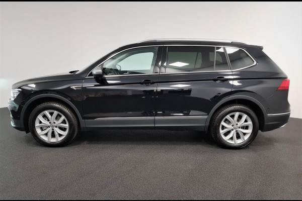 Volkswagen Tiguan Allspace 1.5 TSI 150pk DSG Highline 7p. | Navigatie | Climate Control | Camera 360 | Parkeer Sensoren | Adaptive Cruise Control | Electrisch bedienbare achterklep | Stoelverwarming