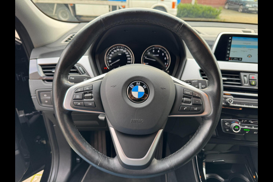 BMW X2 SDrive20i 192PK High Executive LED Leder Navi Camera