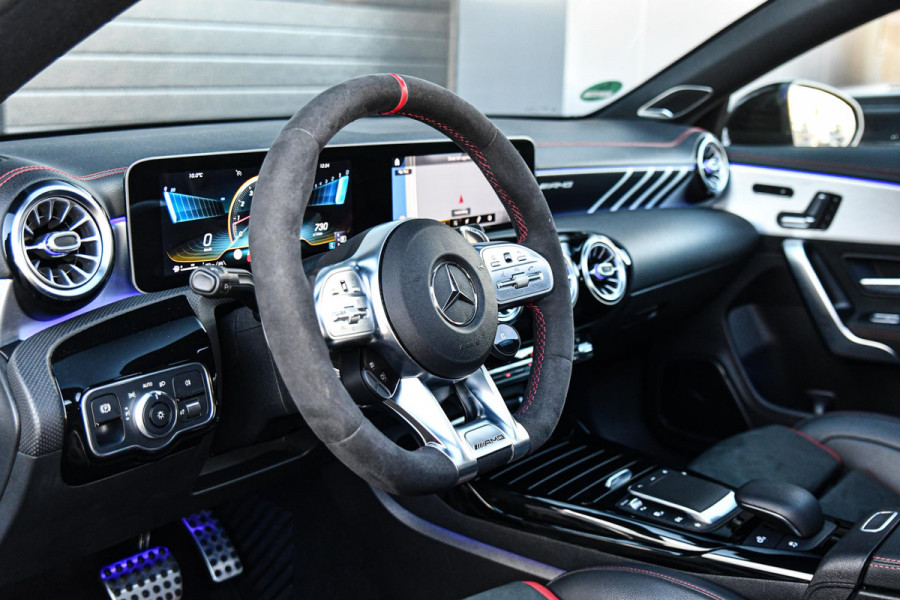 Mercedes-Benz CLA-Klasse AMG 45 S 4MATIC+ Aero, Pano, Schaal, Perf stuur, 360, Memory, Burm, Keyless, Dodeh, CarPlay!