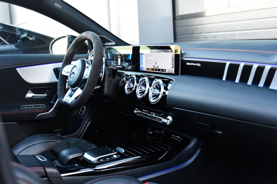 Mercedes-Benz CLA-Klasse AMG 45 S 4MATIC+ Aero, Pano, Schaal, Perf stuur, 360, Memory, Burm, Keyless, Dodeh, CarPlay!