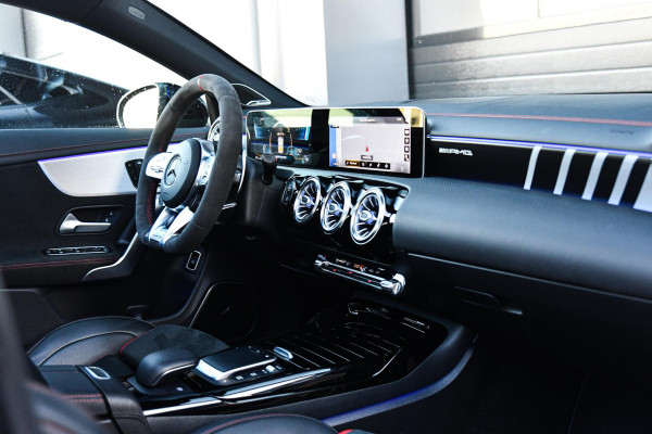 Mercedes-Benz CLA-Klasse AMG 45 S 4MATIC+ Aero, Pano, Schaal, Perf stuur, 360, Memory, Burm, Keyless, Dodeh, CarPlay!