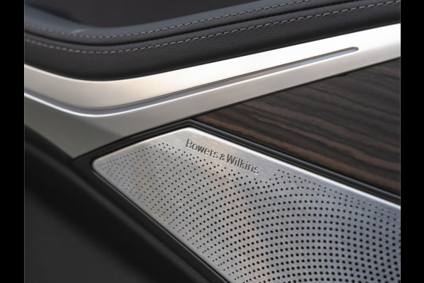 BMW X7 xDrive40i - 7-Zits - Bowers & Wilkins - Executive Drive Pro - Active Steering