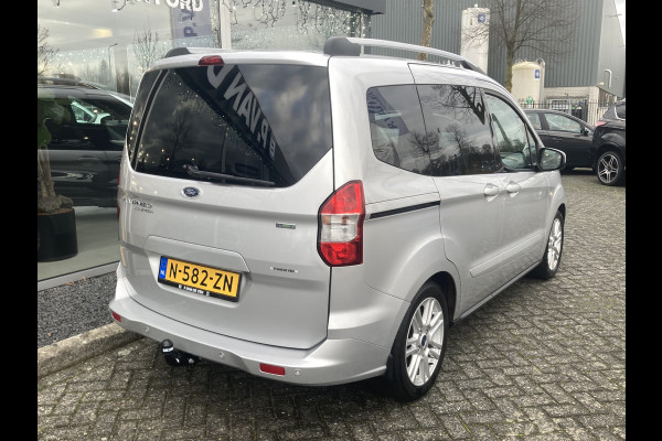 Ford Tourneo Courier 1.0 EcoBoost Titanium 100pk/74kW | Trekhaak | Winter Pack | Camera | Navigatie | Privacy Glass | etc. etc.