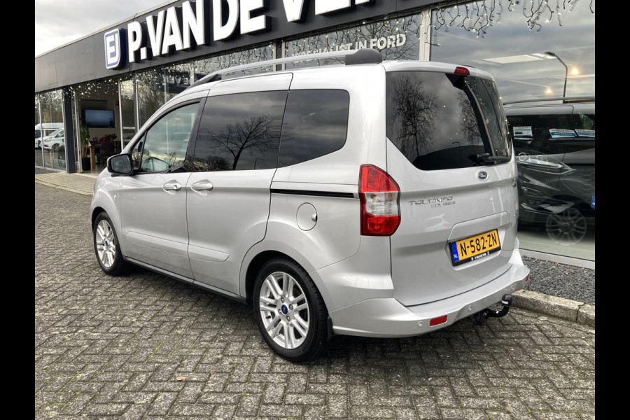 Ford Tourneo Courier 1.0 EcoBoost Titanium 100pk/74kW | Trekhaak | Winter Pack | Camera | Navigatie | Privacy Glass | etc. etc.