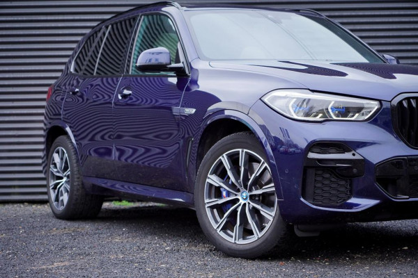 BMW X5 xDrive45e High Executive / Pano / Laser / Luchtvering / Trekhaak