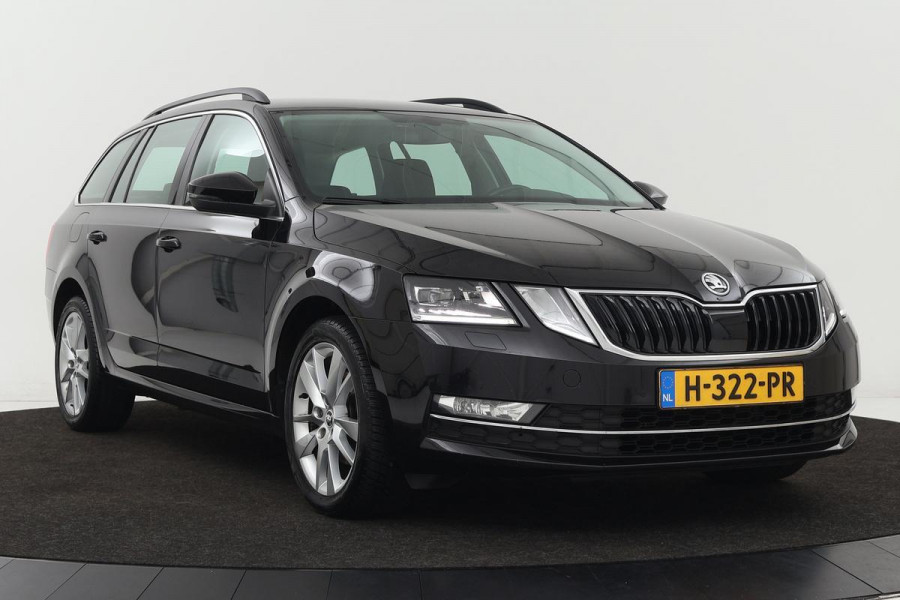 Škoda Octavia 1.5 TSI Business Edition | Stoelverwarming | Camera | Carplay | Navigatie | Climate control | PDC | Cruise control