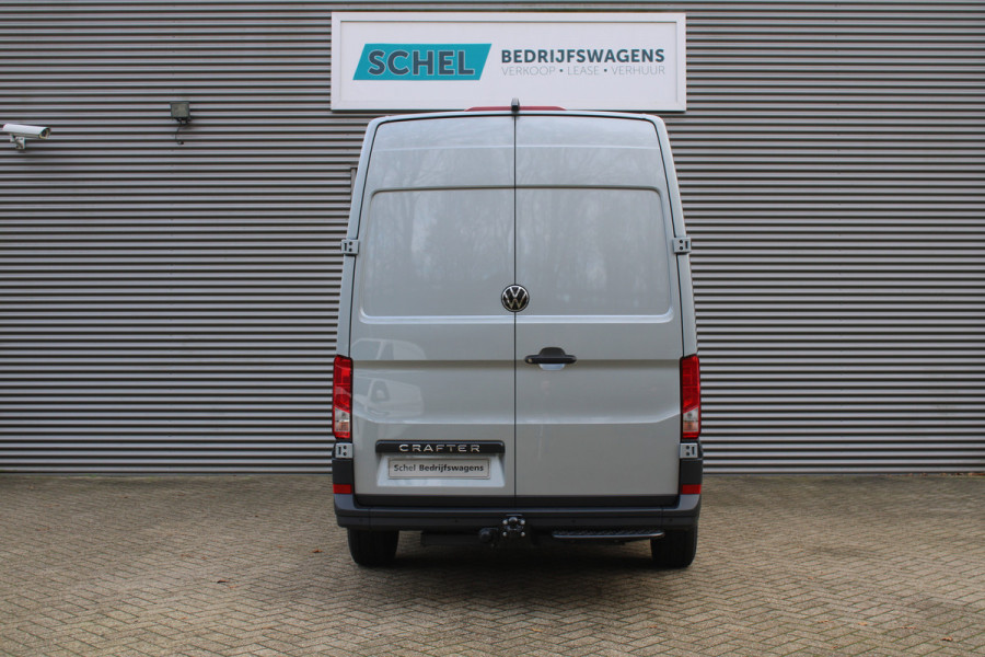 Volkswagen Crafter 35 2.0 TDI L3H3 177pk - Facelift - Navigatie - LED - Geveerde stoel - Virtual cockpit - Camera - Trekhaak - Stoelverwarming - Ri