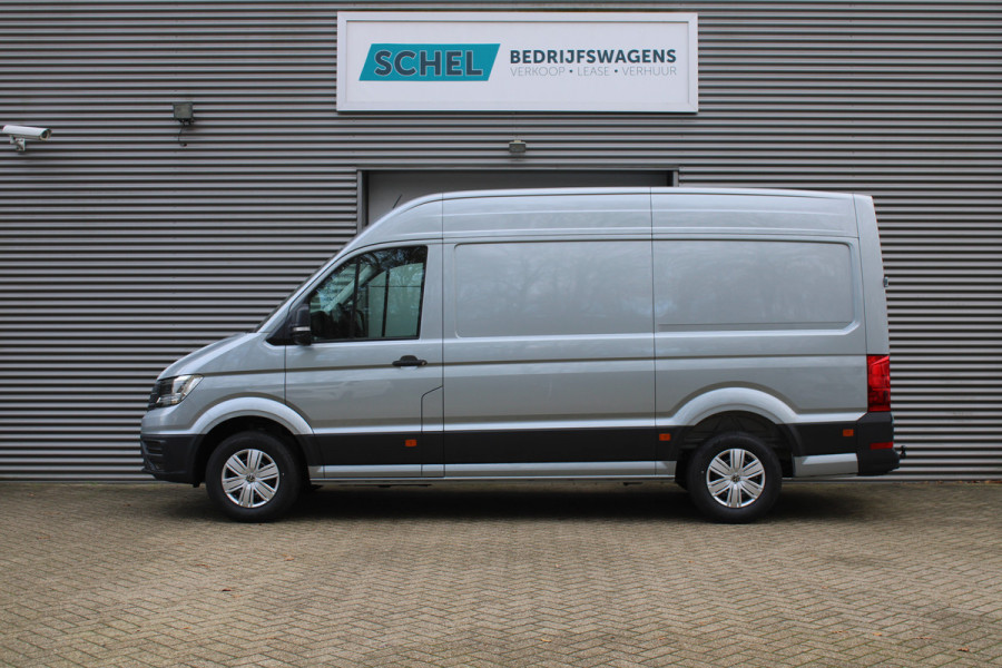 Volkswagen Crafter 35 2.0 TDI L3H3 177pk - Facelift - Navigatie - LED - Geveerde stoel - Virtual cockpit - Camera - Trekhaak - Stoelverwarming - Ri