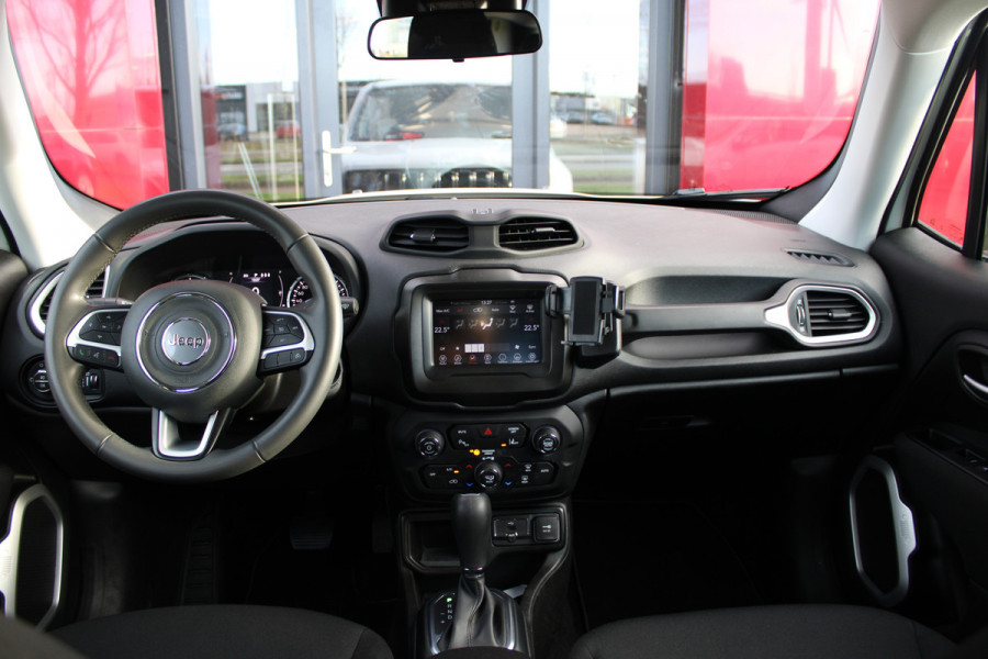 Jeep Renegade 1.3T DDCT Longitude |  Apple Carplay/Android Auto | Keyless Entry/Start | Climate Control