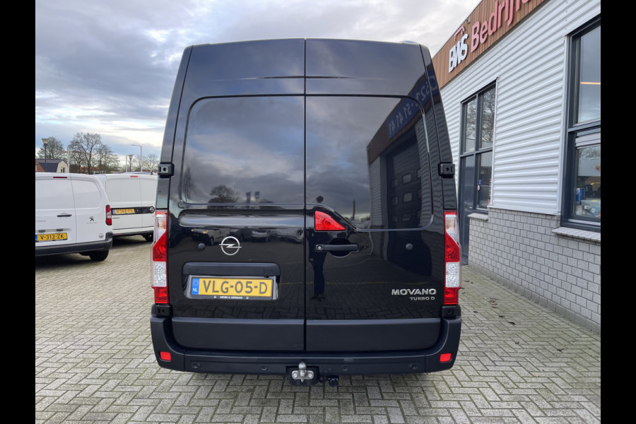 Opel Movano 2.3 Turbo 136pk L2H2 / vaste prijs rijklaar € 21.950 ex btw / lease vanaf € 393 / cruise en climate control / zwart metallic / navigatie / achteruit rijcamera !