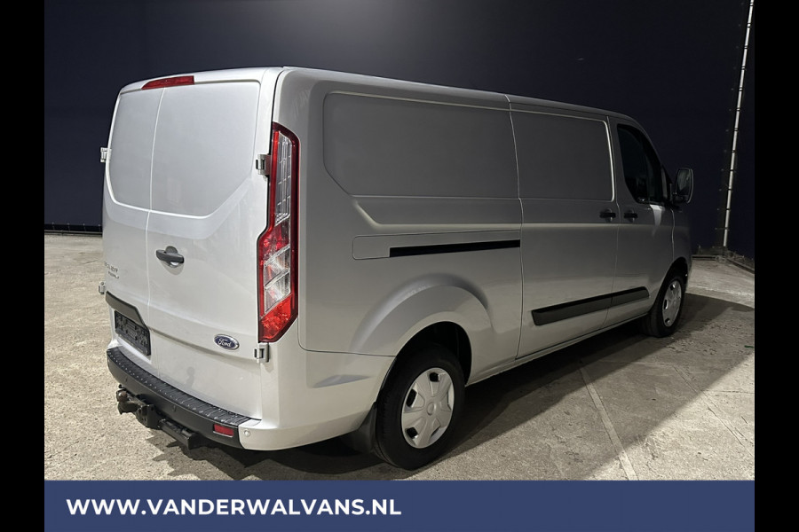 Ford Transit Custom 2.0 TDCI 131pk L2H1 Euro6 Airco | Navigatie | LED | Cruisecontrol | Trekhaak Android Auto, Verwarmde voorruit, Parkeersensoren, Bijrijdersbank