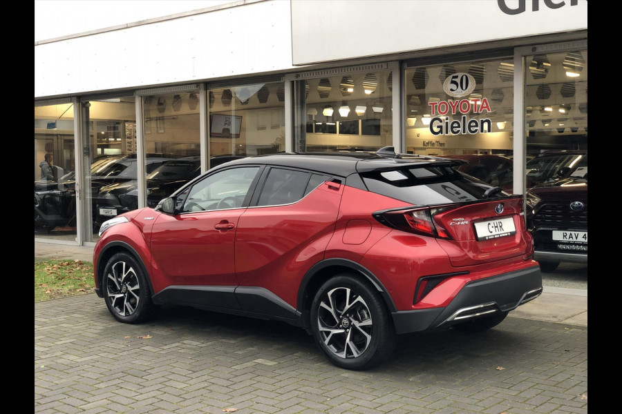 Toyota C-HR 2.0 Hybrid 184pk Style Bi-Tone | Dodehoekherkenning, Stoel + Stuurverwarming, Keyless, CarPlay, Parkeersensoren