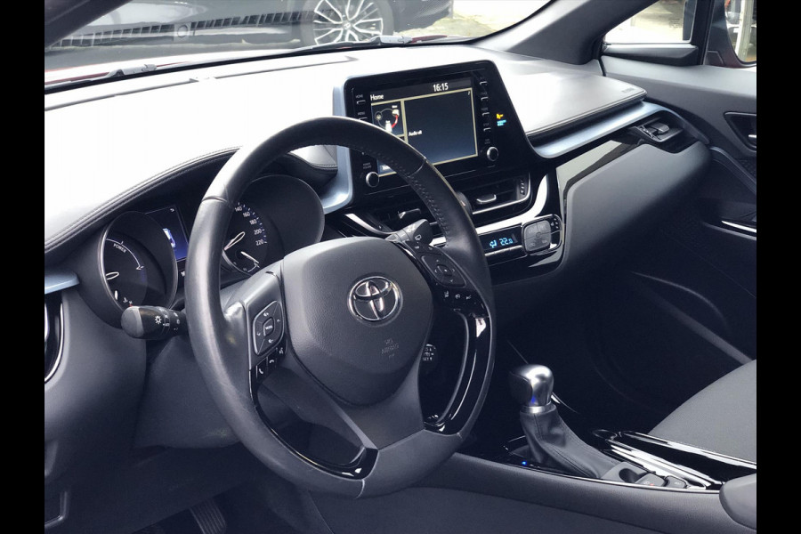 Toyota C-HR 2.0 Hybrid 184pk Style Bi-Tone | Dodehoekherkenning, Stoel + Stuurverwarming, Keyless, CarPlay, Parkeersensoren