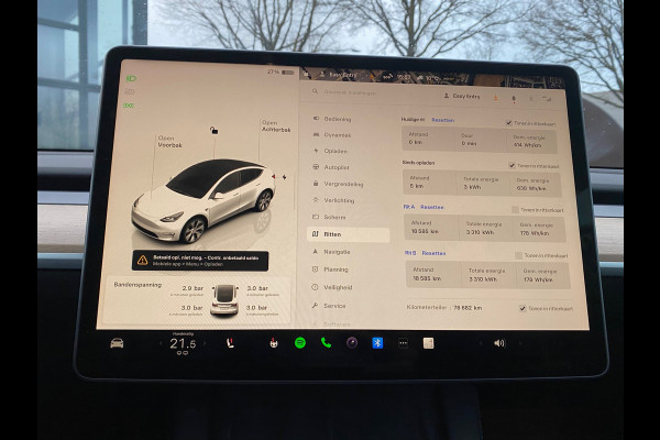 Tesla Model Y Long Range AWD 75 kWh VAN 38.900 VOOR 35.877 EINDEJAARSVOORDEEL 3.023,- | AUTOPILOT | LEDER | PANO | ELEK. KOFFER