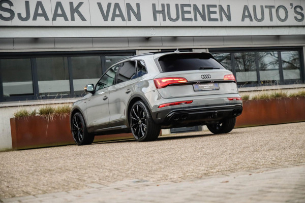 Audi Q5 55 TFSI e Quattro Competition S Edition S-Line 367pk Automaat|Luchtvering|Panoramadak|Virtual Cockpit|OLED Matrix|Trekhaak