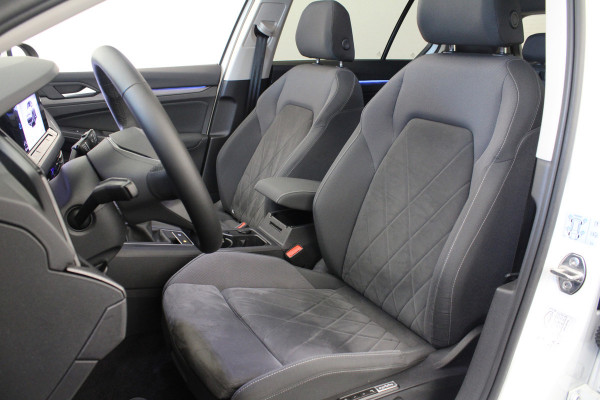 Volkswagen Golf 1.5 TSI Style |Pano|Navi|Alcantara|