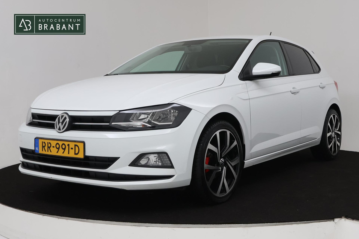 Volkswagen Polo 1.0 TSI Comfortline Business (NAVIGATIE, CARPLAY, CLIMA, PARKEERSENSOREN, STUURBEDIENING, LM VELGEN)