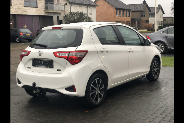 Toyota Yaris 1.0 VVT-i Connect | Eerste eigenaar, Trekhaak, Apple CarPlay/Android Auto, Camera, Lichtmetalen velgen