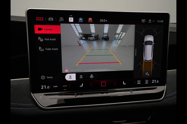 Volkswagen Passat Variant 1.5 eTSI 150pk DSG R-Line Business Panorama Navigatie Trekhaak Camera