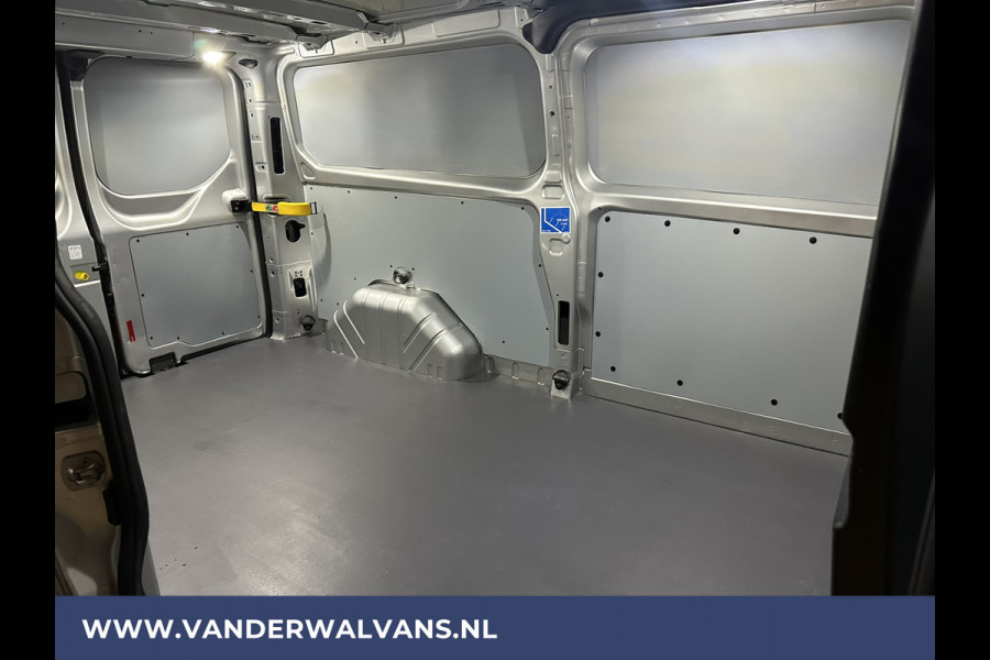 Ford Transit Custom 2.0 TDCI 131pk L2H1 Euro6 Airco | Navigatie | LED | Cruisecontrol | Trekhaak Android Auto, Verwarmde voorruit, Parkeersensoren, Bijrijdersbank