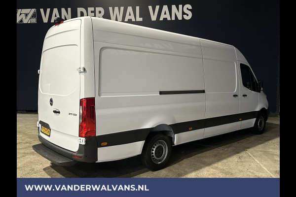 Mercedes-Benz Sprinter 317 CDI 170pk **BPM VRIJ voor de Ondernemer** L3H2 Euro6 Airco | Camera | Apple Carplay | Cruisecontrol Android Auto, Parkeersensoren, Bijrijdersbank, Stoelverwarming, MBUX