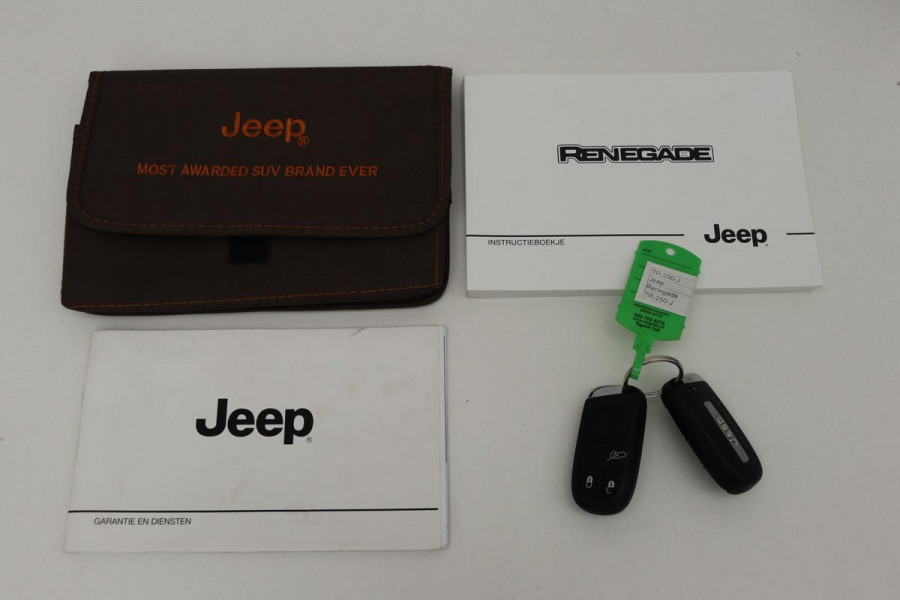 Jeep Renegade 1.0T Limited | Leder | Stoel & stuurverwarming | Adaptive cruise | Camera | Carplay | Full LED | Navigatie | Keyless