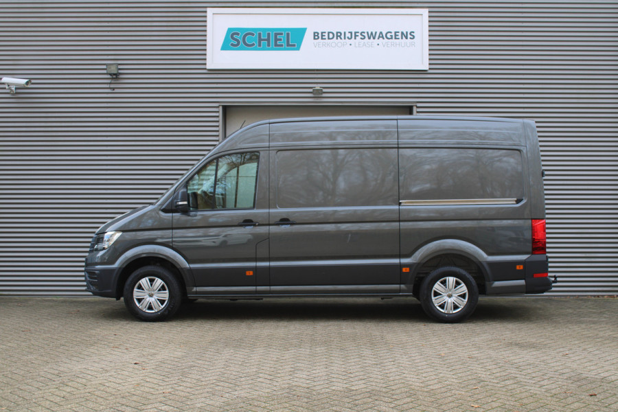 Volkswagen Crafter 35 2.0 TDI L3H3 177pk - Facelift - 2x Schuifdeur - Navigatie - LED - Geveerde stoel - Virtual cockpit - Camera - Trekhaak - Stoe