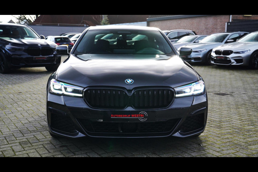 BMW 5 Serie 530e High Executive xDrive | M-pakket | BMW Assisted Drive | Sfeerverlichting | Camera | Dealer onderhouden |