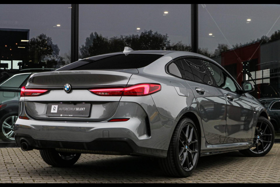 BMW 2 Serie Gran Coupé 218i M-Sport - LED - CAMERA - SPECIALE KLEUR