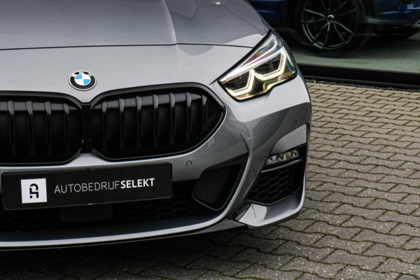 BMW 2 Serie Gran Coupé 218i M-Sport - LED - CAMERA - SPECIALE KLEUR