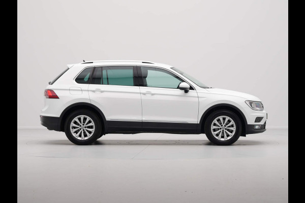 Volkswagen Tiguan 1.5 TSI 130pk Comfortline Business Navigatie Trekhaak Camera Acc 337