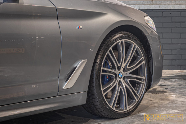 BMW 5 Serie Touring 540i xDrive High Executive|Pano|Cam|H&K