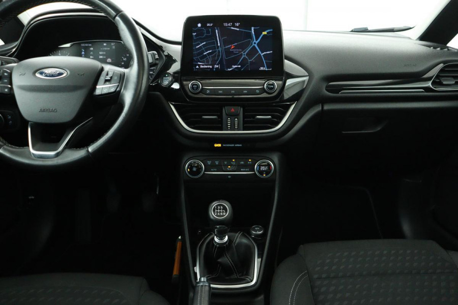 Ford Fiesta 1.0 EcoBoost Titanium | Panoramadak | Adaptive cruise | Carplay | Camera | B&O Sound | Climate control | Park Assist | Navigatie