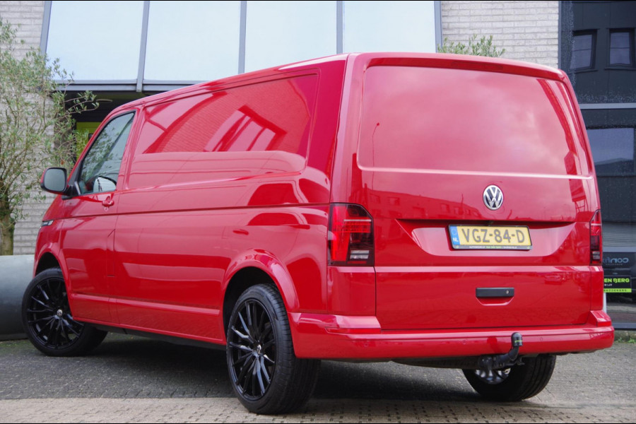 Volkswagen Transporter 2.0 TDI L2 BULLI 150PK AUT. LED, ADAPT. CRUISE, VIRTUAL, PDC, CAMERA, NAVI, AIRCO, VOORRUIT VERW., NL AUTO