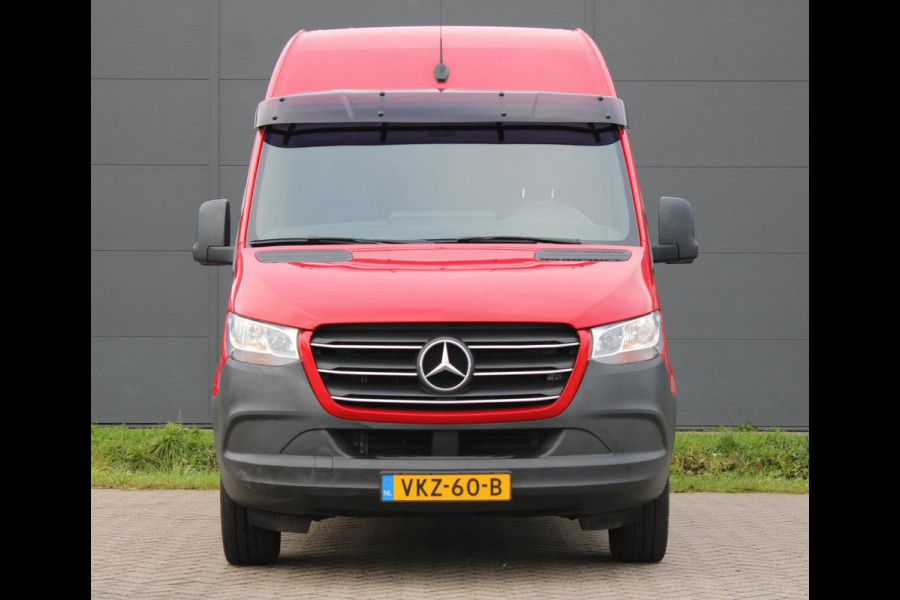 Mercedes-Benz Sprinter 317 1.9 CDI L2H2 DubbelCabine Automaat Navi Leder 170PK