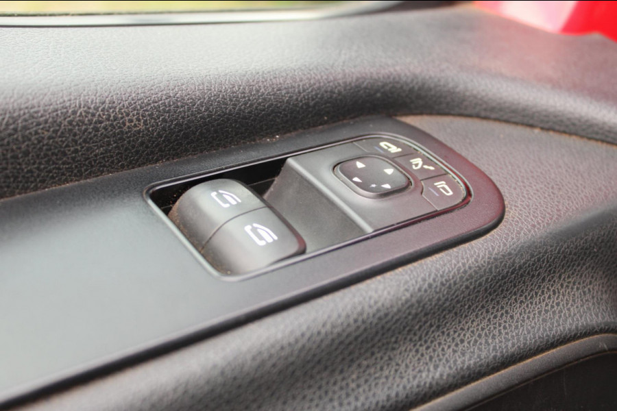 Mercedes-Benz Sprinter 317 1.9 CDI L2H2 DubbelCabine Automaat Navi Leder 170PK