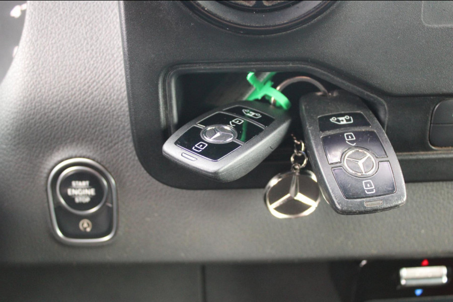 Mercedes-Benz Sprinter 317 1.9 CDI L2H2 DubbelCabine Automaat Navi Leder 170PK