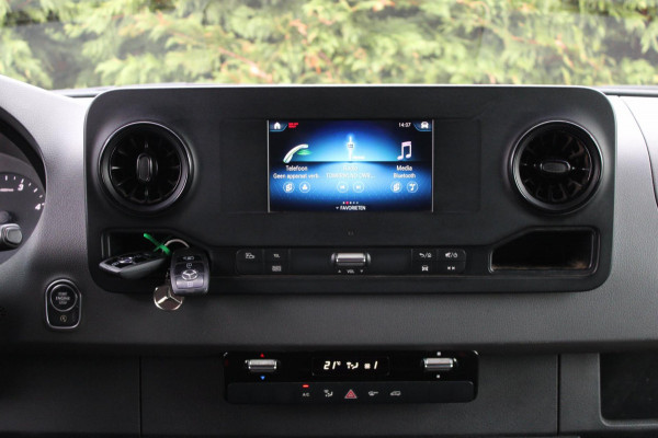 Mercedes-Benz Sprinter 317 1.9 CDI L2H2 DubbelCabine Automaat Navi Leder 170PK