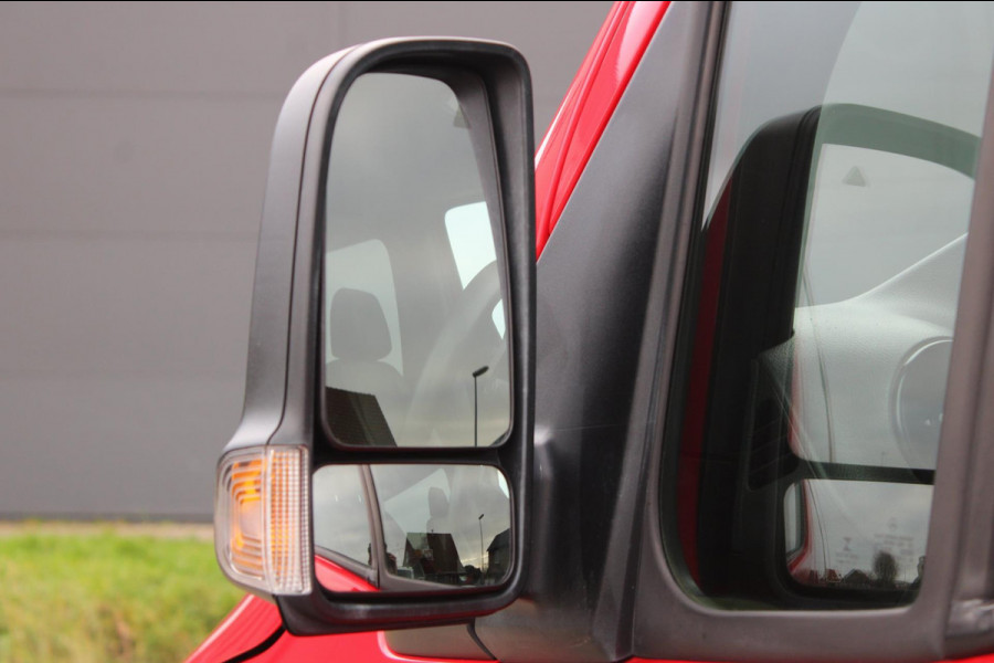 Mercedes-Benz Sprinter 317 1.9 CDI L2H2 DubbelCabine Automaat Navi Leder 170PK