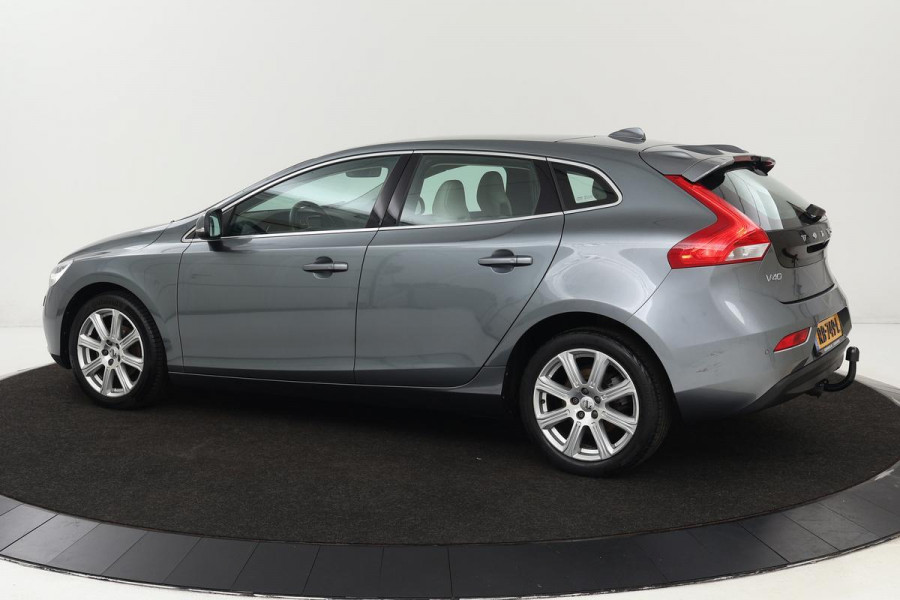 Volvo V40 2.0 D2 Nordic+ | Dealer onderhouden | Panoramadak | Leder | Camera | Keyless | Stoelverwarming | Navigatie | Harman/Kardon | Full LED | Memory