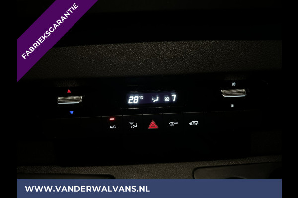 Mercedes-Benz Sprinter 317 CDI 170pk L3H2 Fabrieksgarantie Euro6 Airco | Camera | Apple Carplay | Android Auto | Cruisecontrol Parkeersensoren, Stoelverwarming, Bijrijdersbank, MBUX