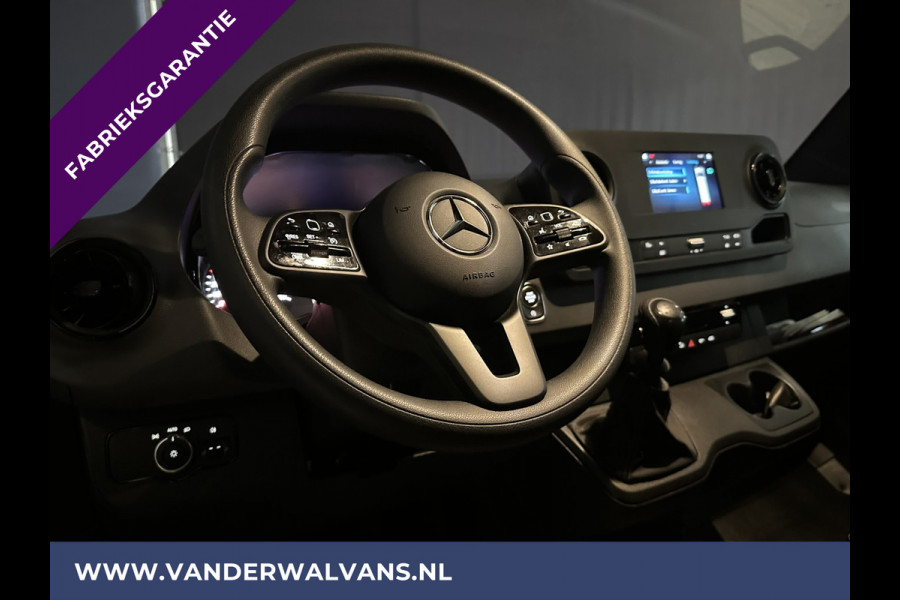 Mercedes-Benz Sprinter 317 CDI 170pk L3H2 Fabrieksgarantie Euro6 Airco | Camera | Apple Carplay | Android Auto | Cruisecontrol Parkeersensoren, Stoelverwarming, Bijrijdersbank, MBUX