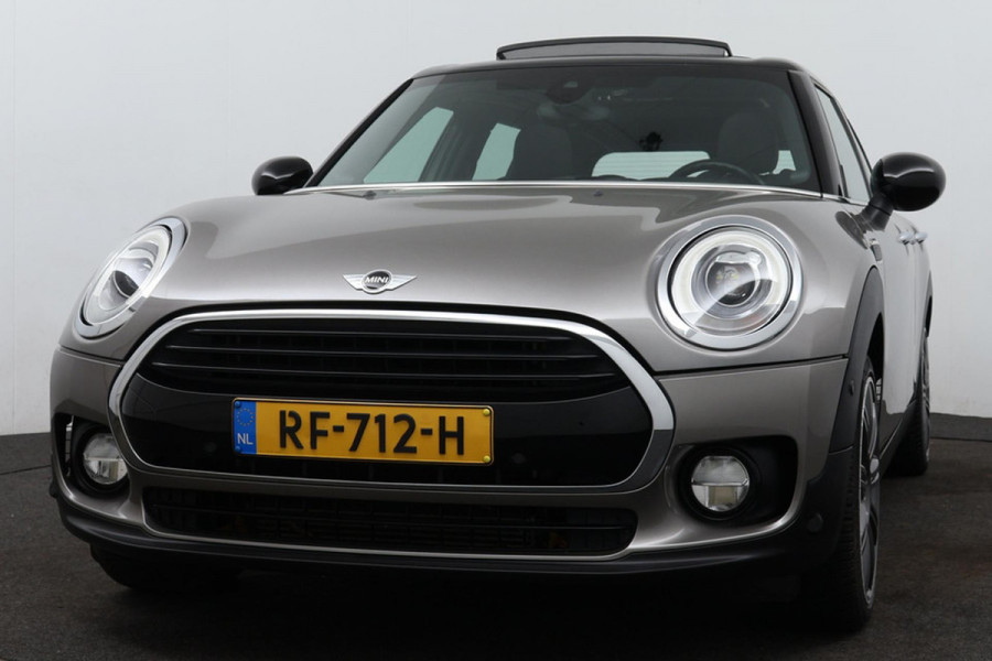 MINI Clubman 1.5 Cooper Chili(NL auto, Panorama, Trekhaak, Navi Prof, Parkeerhulp V+A, Head-up, Led, Sportstoelen, Etc)