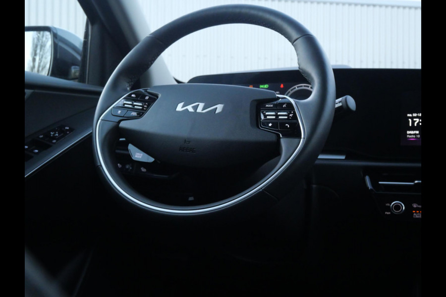 Kia Niro EV DynamicPlusLine 64.8 kWh Stoel stuur verwarming l Schuifkantel dak l Lederen bekleding