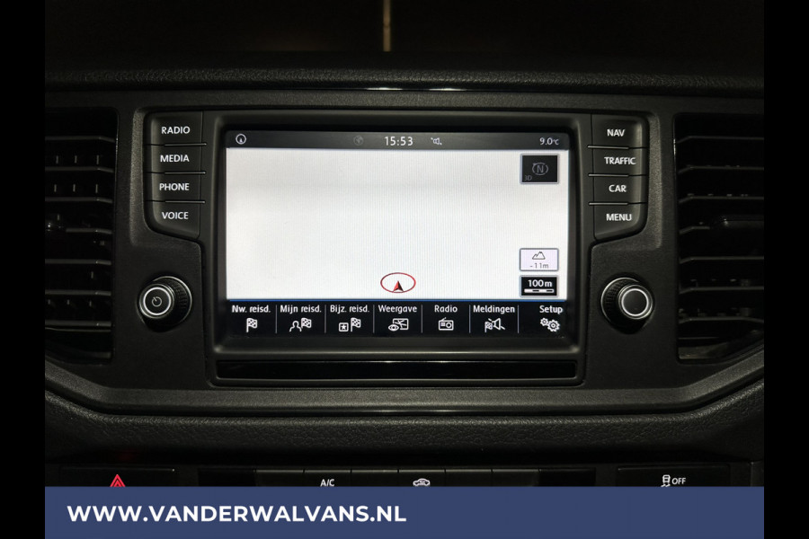 Volkswagen Crafter 2.0 TDI 141pk L3H2 L2H1 Euro6 Airco | Navigatie | Apple Carplay | Android Auto | Trekhaak Parkeersensoren, Bijrijdersbank