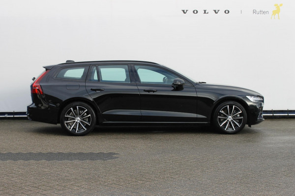 Volvo V60 T6 350PK Automaat Recharge AWD Plus Dark / Adaptieve cruise control / BLIS / Panoramadak / Apple carplay / Elektrische stoelen met geheugen / Parkeersensoren met 360 camera / Trekhaak / Elektrische achterklep