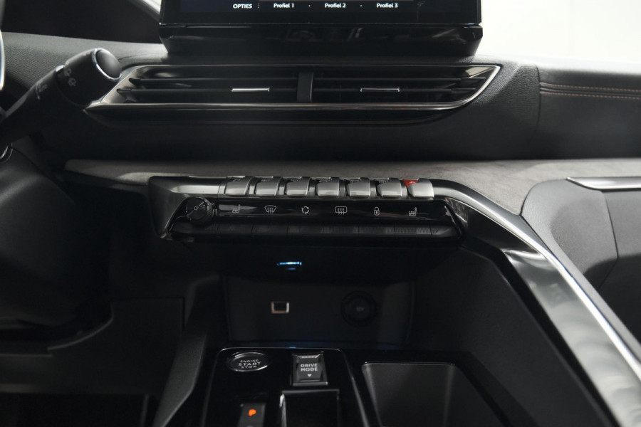 Peugeot 3008 PureTech 130 EAT8 GT Black Pack | Elektrische Kofferklep | Adaptieve Cruise Control | Camera | Apple Carplay