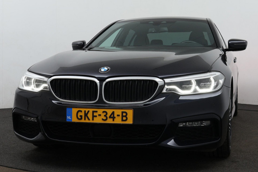 BMW 5 Serie 530d High Executive(Dealer OnderH, Navi Prof, Camera's, Adaptive Cruise, PDC V+A, Sfeer Verlichting, Etc)