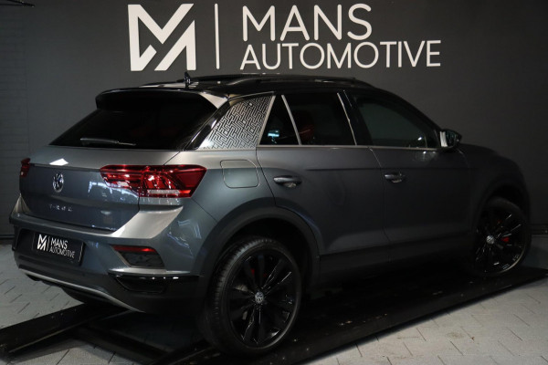 Volkswagen T-Roc 1.5 TSI R-Line / PANODAK / ACC / DODEHOEK / LEDER / CAMERA / 19''