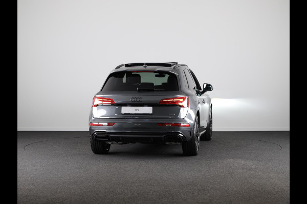 Audi Q5 50 TFSI e S edition Competition Panormadak, luchtvering, adaptive cruise control, comfortsleutel